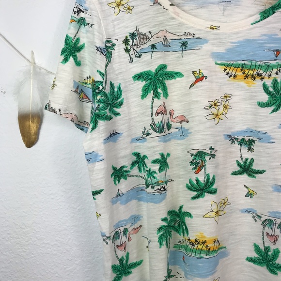 Old Navy Palm And Flamingo print short sleeve - Picture 5 of 5